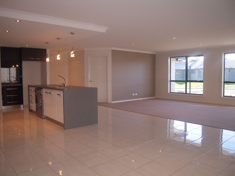 21 Comice Place, Newnham TAS 7248