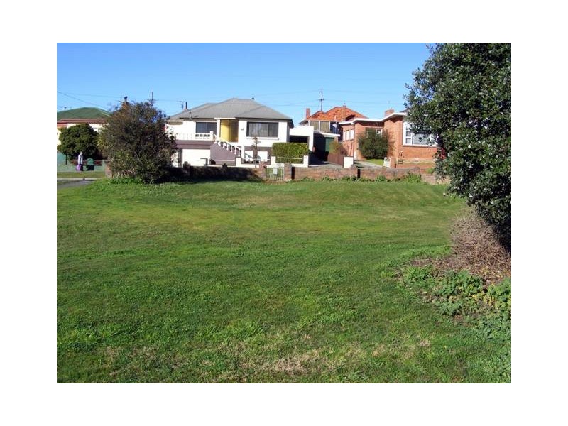 18 Shirley Place, Kings Meadows TAS 7249