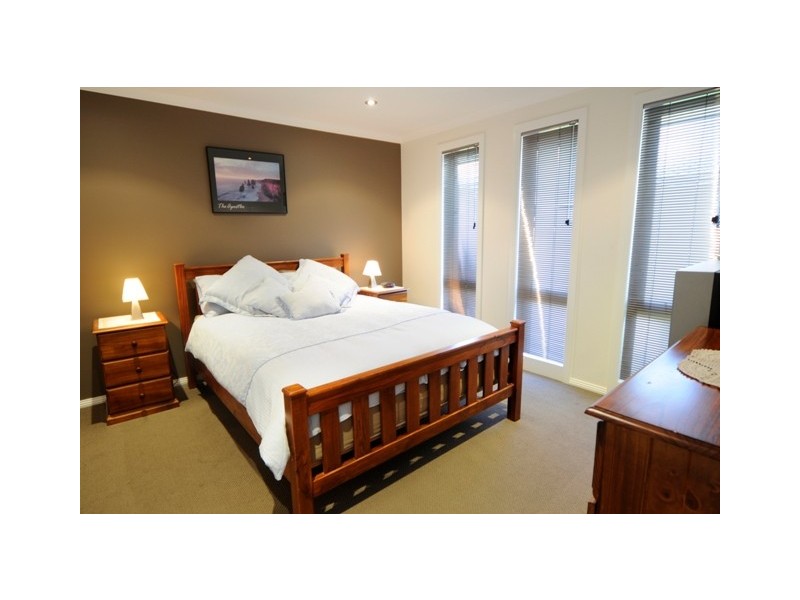 1 Grange Court, Newnham TAS 7248
