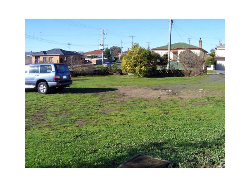 16 Shirley Place, Kings Meadows TAS 7249