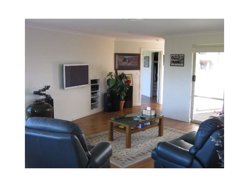 107-109 Gibson Street, Kings Meadows TAS 7249