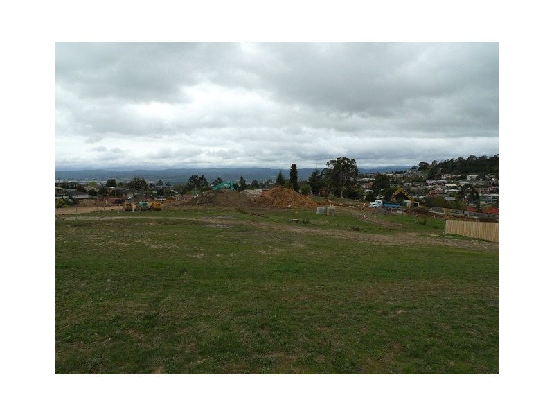 12 Assisi Avenue, Riverside TAS 7250