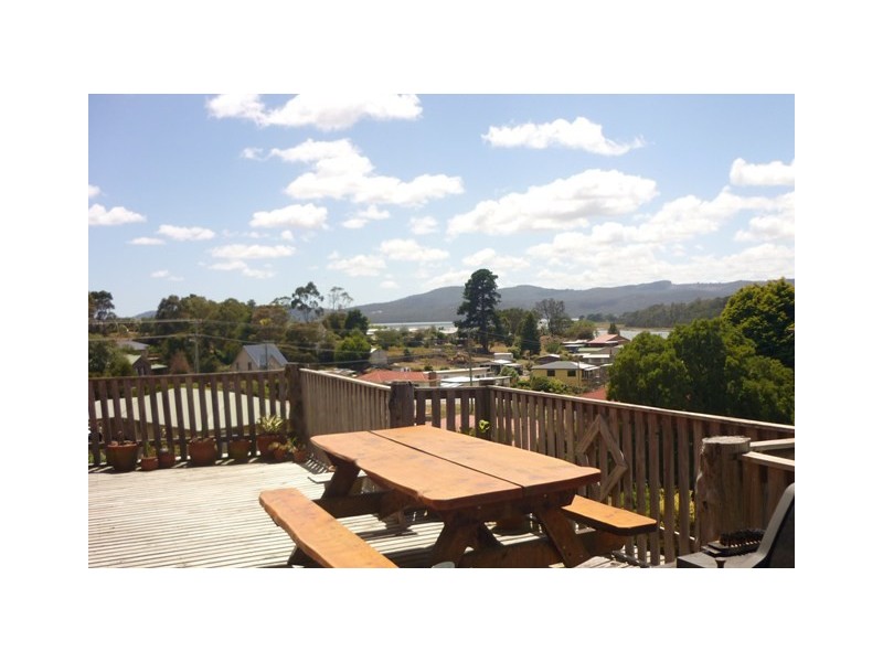 60 Gravelly Beach Road, Blackwall TAS 7275