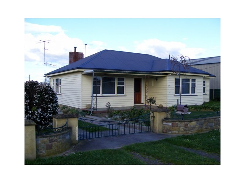 13 Howick Street, Longford TAS 7301