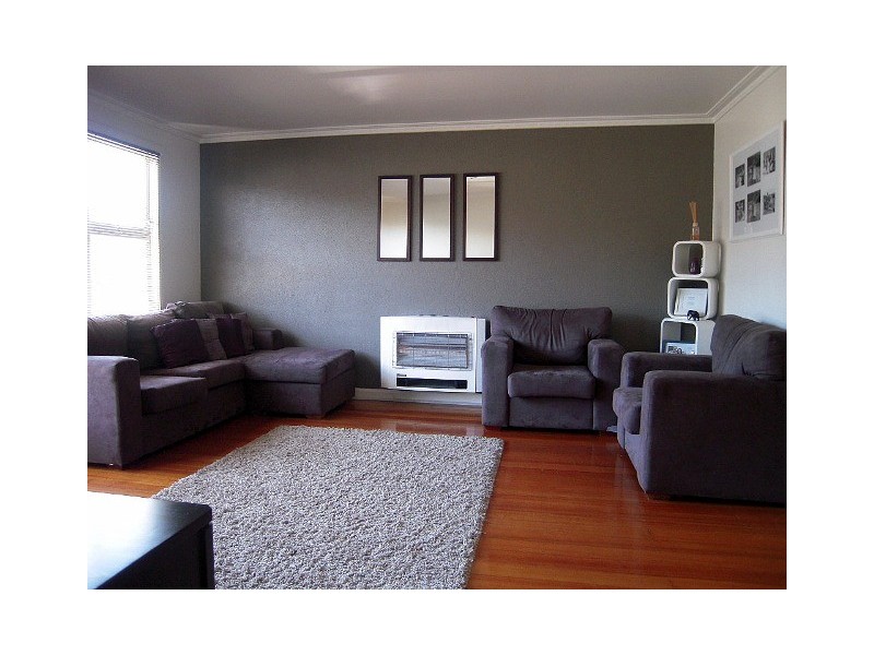 22  Paringa Avenue, Newnham TAS 7248