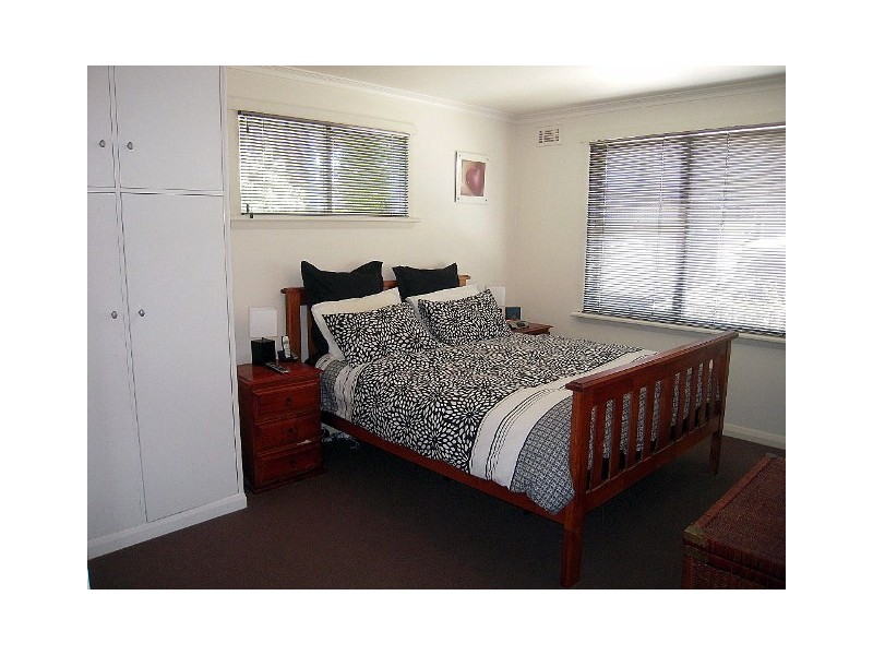 22  Paringa Avenue, Newnham TAS 7248