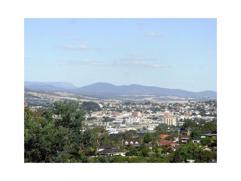 3 Tennyson Drive, Riverside TAS 7250