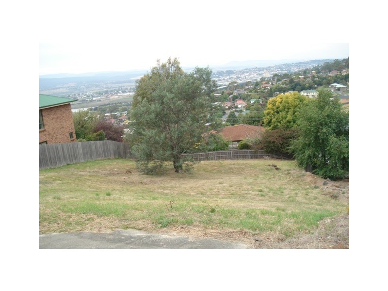 3 Tennyson Drive, Riverside TAS 7250