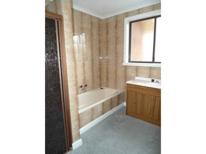 25 Country Club Avenue, Prospect Vale TAS 7250