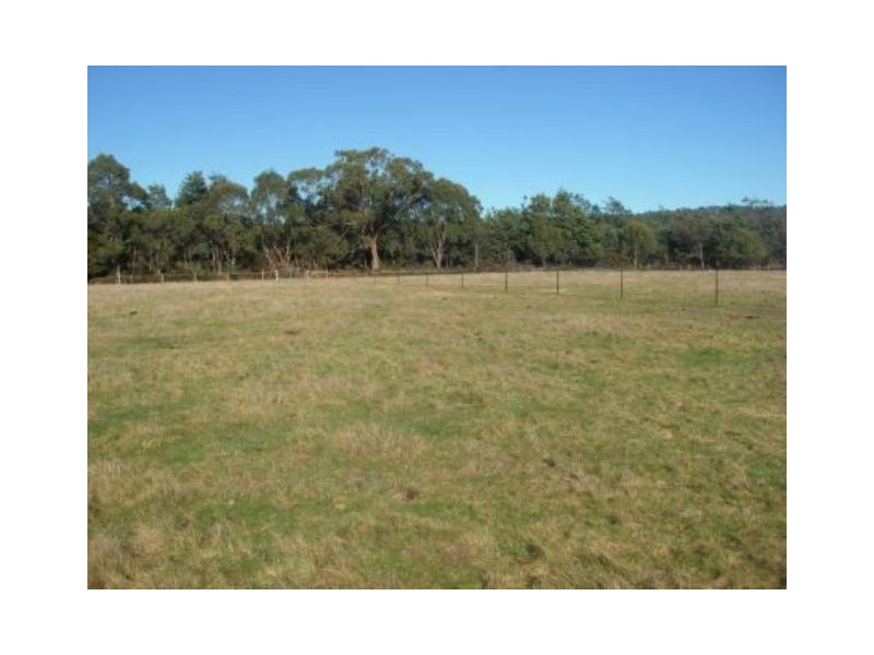 38 Whites Road, Beaconsfield TAS 7270