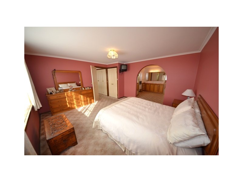 4 Richard Street, Prospect Vale TAS 7250