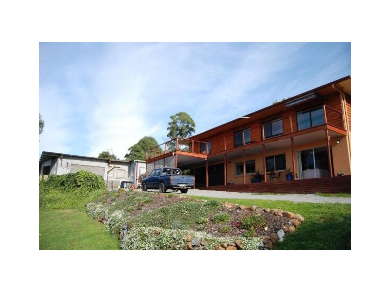 7 Augustus Street, Beauty Point TAS 7270