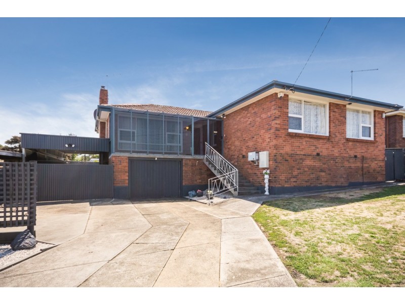 7 Cedar Street, Newnham TAS 7248