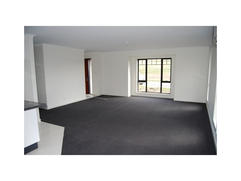 2/46 Wongarra Avenue, Legana TAS 7277