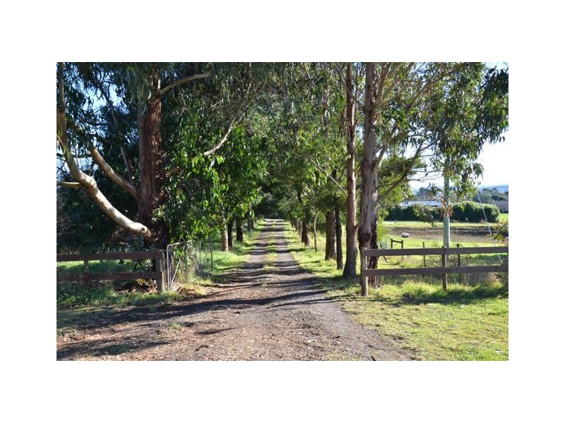 32 Five Acre Row South, Westbury TAS 7303