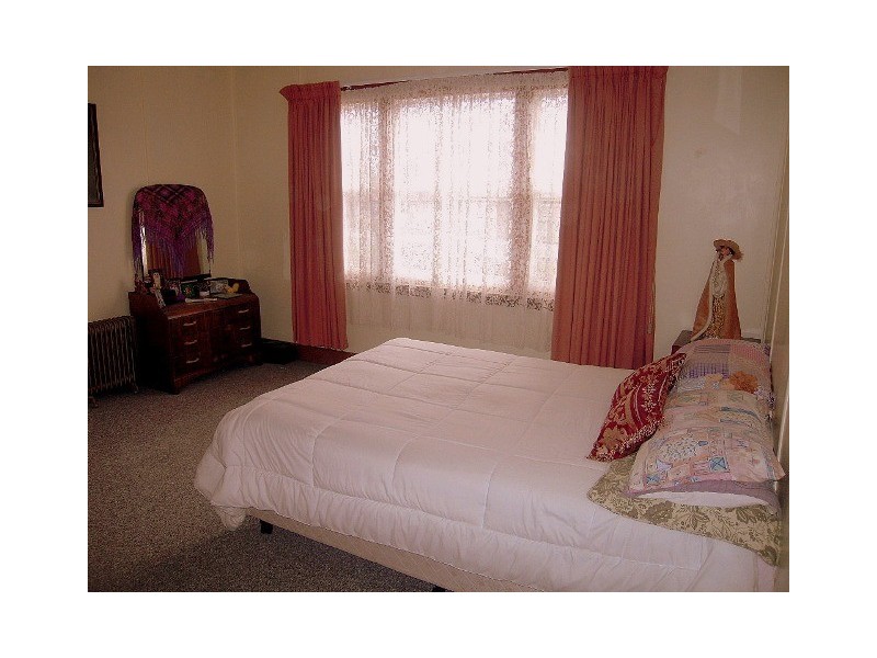 8 Grubb Street, Mowbray TAS 7248