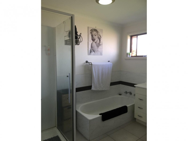 99 Viewbank Road, Newnham TAS 7248