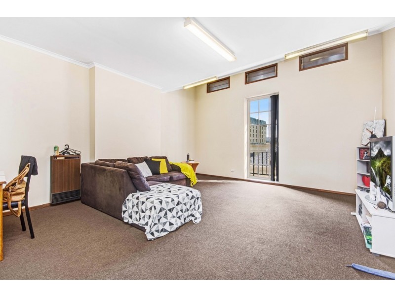 2 Yorktown Square, Launceston TAS 7250