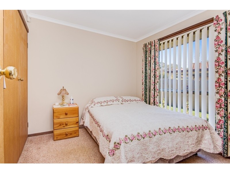 8 Joseph Street, Trevallyn TAS 7250