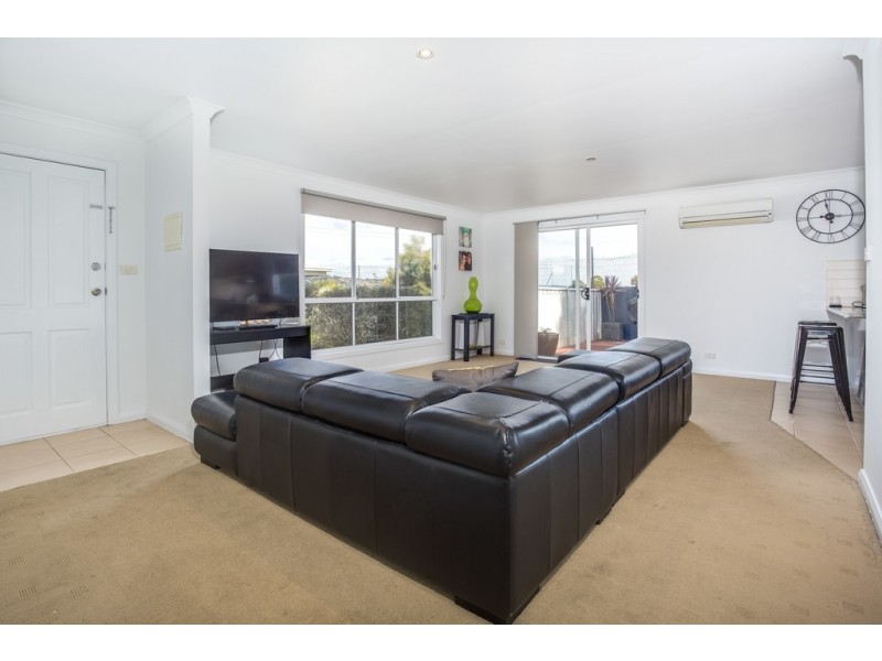 6/24 Ross Avenue, Invermay TAS 7248