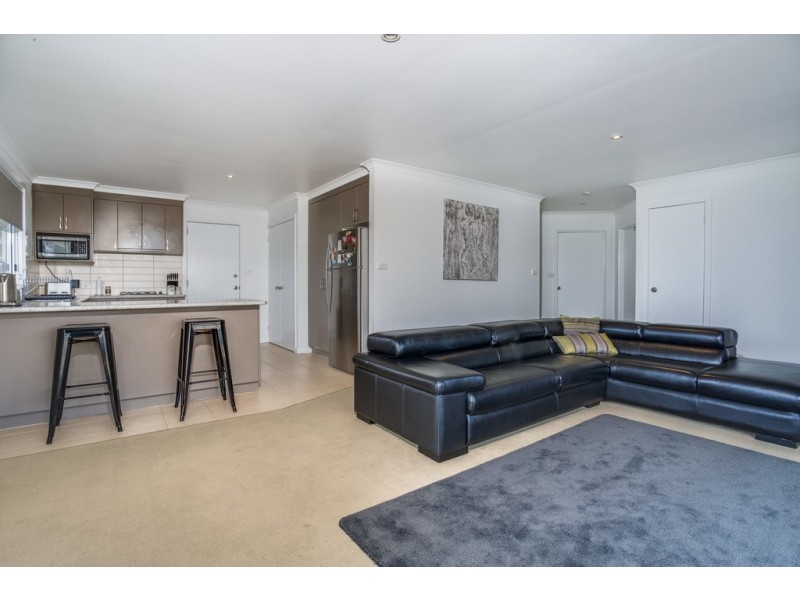 6/24 Ross Avenue, Invermay TAS 7248