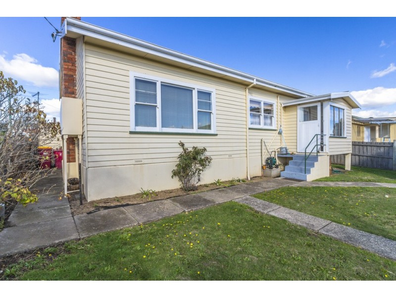22 Clare Street, Mowbray TAS 7248