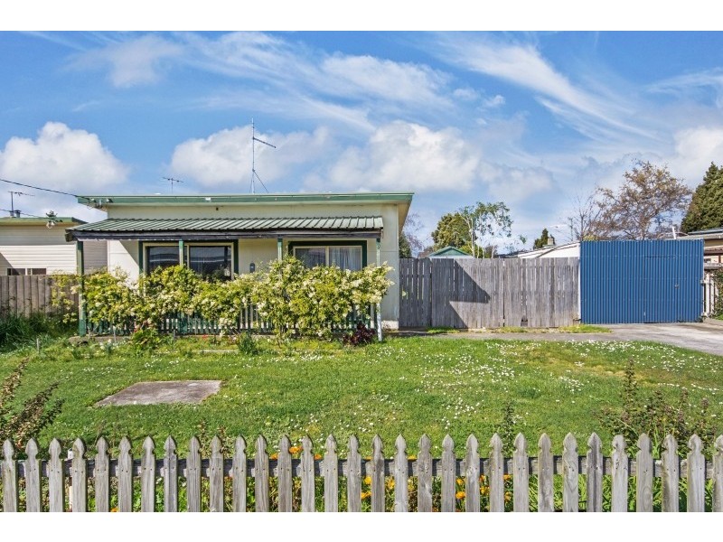 2 Lenborough Street, Beauty Point TAS 7270