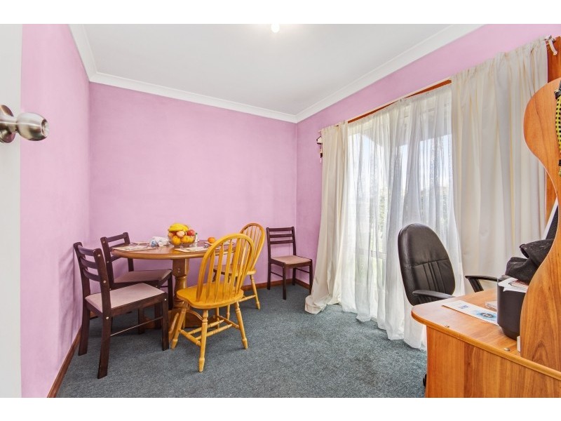 2 Lenborough Street, Beauty Point TAS 7270