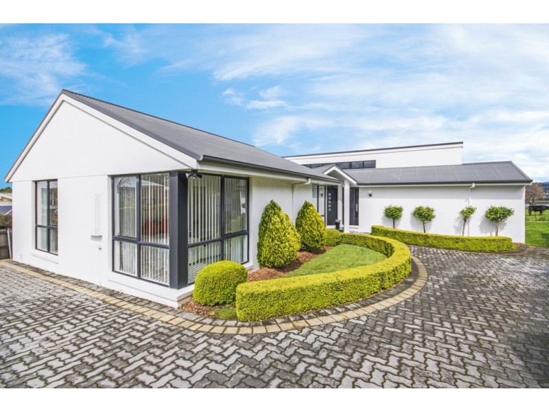 4 Campbell-Smith Court, Newnham TAS 7248