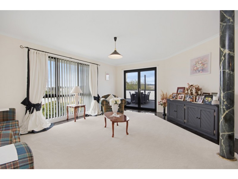 4 Campbell-Smith Court, Newnham TAS 7248