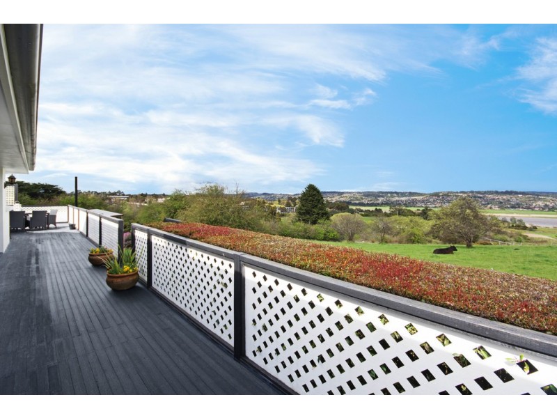 4 Campbell-Smith Court, Newnham TAS 7248