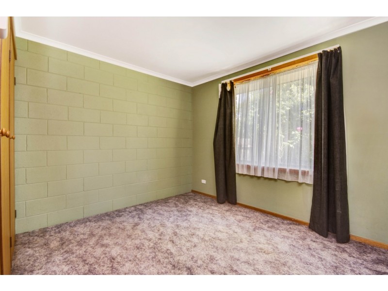 1/13 Newnham Close, Newnham TAS 7248
