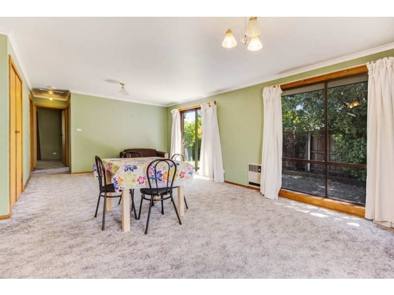 1/13 Newnham Close, Newnham TAS 7248
