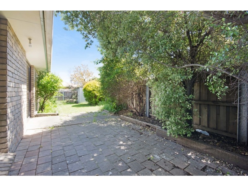 1/13 Newnham Close, Newnham TAS 7248