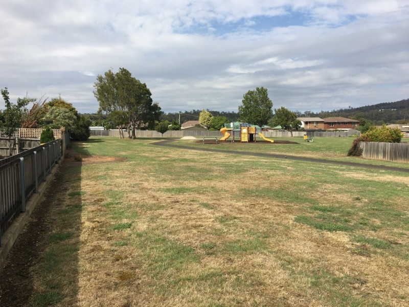 2/27 Las Vegas Drive, Prospect Vale TAS 7250