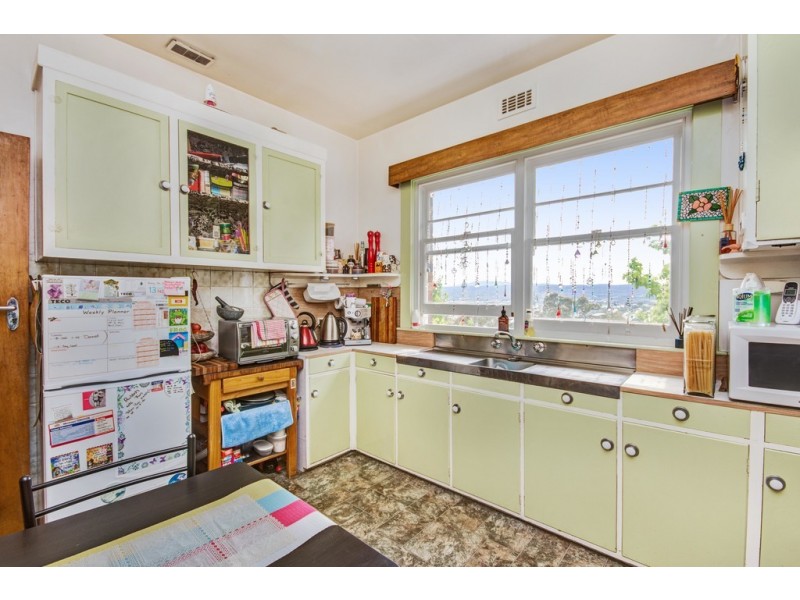 37 Salisbury Crescent, West Launceston TAS 7250