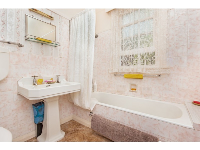 37 Salisbury Crescent, West Launceston TAS 7250