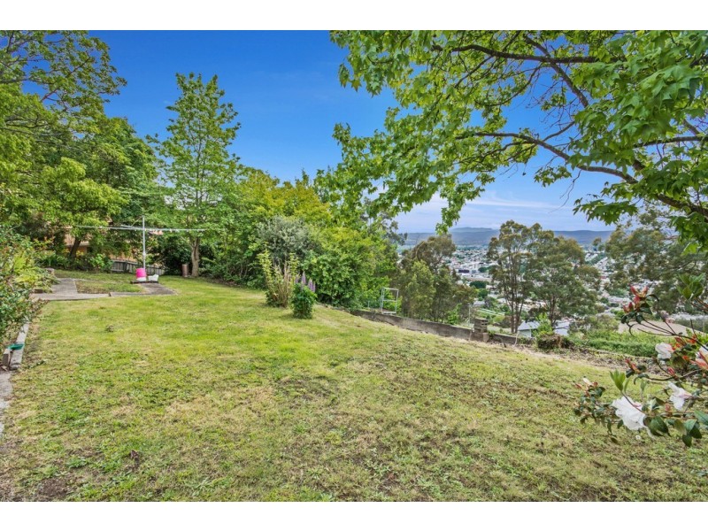 37 Salisbury Crescent, West Launceston TAS 7250