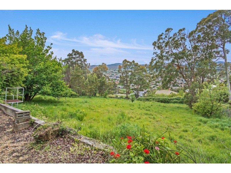 37 Salisbury Crescent, West Launceston TAS 7250