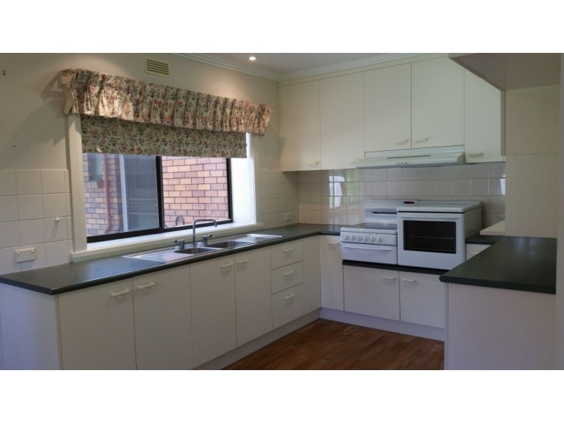 8 Shirley Place, Kings Meadows TAS 7249