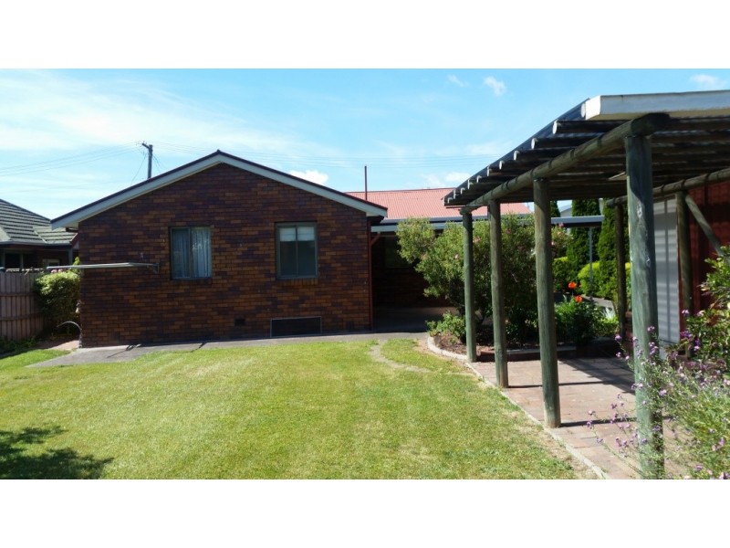 8 Shirley Place, Kings Meadows TAS 7249