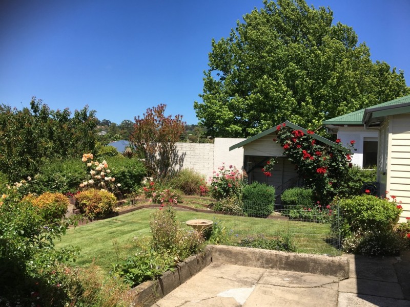 14 Pyenna Avenue, Kings Meadows TAS 7249