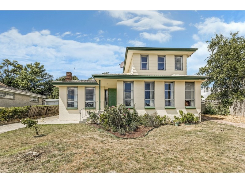 2 Heathfield Street, Norwood TAS 7250