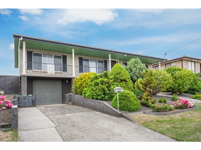 23 Crandon Crescent, Newnham TAS 7248