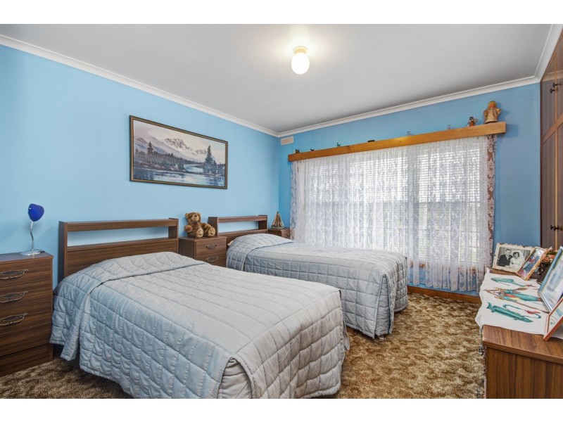 23 Crandon Crescent, Newnham TAS 7248