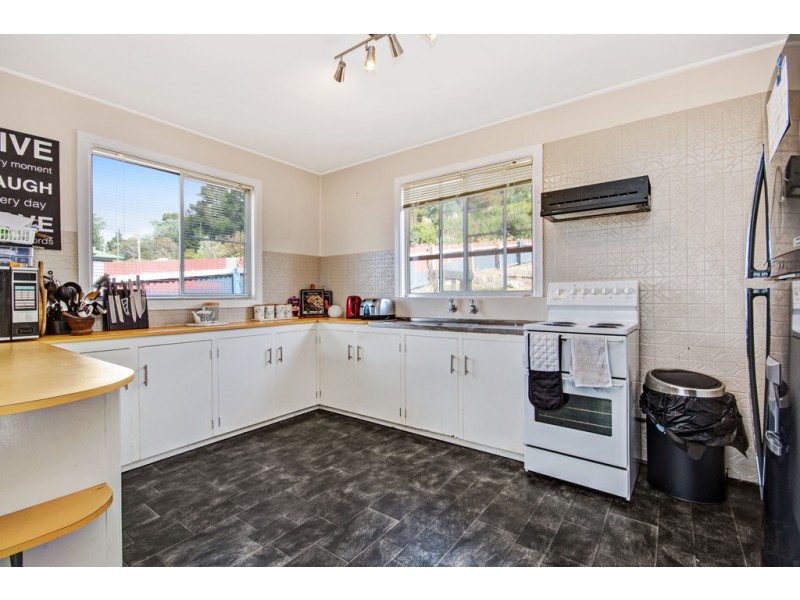 37 Payne Street, Beaconsfield TAS 7270