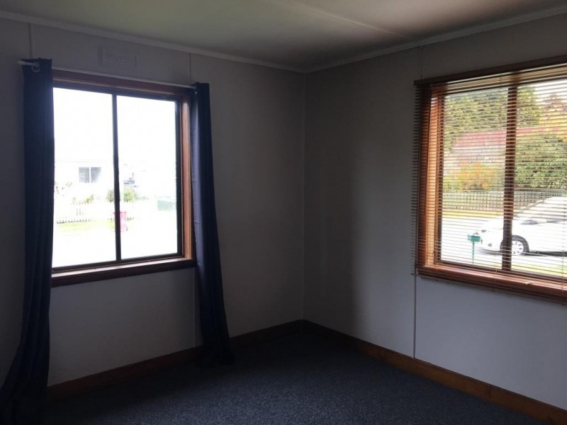 2 Mawson Place, Mayfield TAS 7248