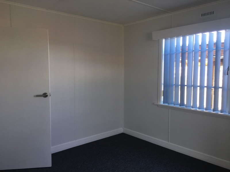 33 Sturt Crescent, Mayfield TAS 7248