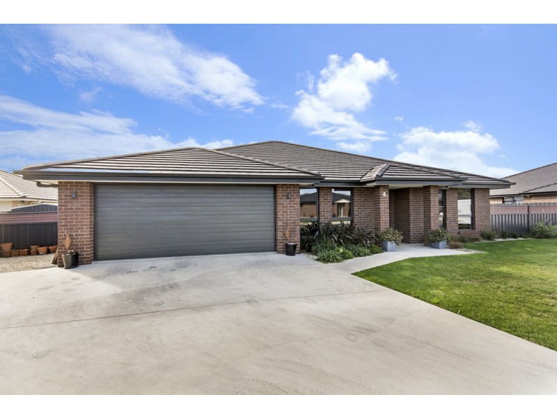 4 Lach Dar Court, Longford TAS 7301