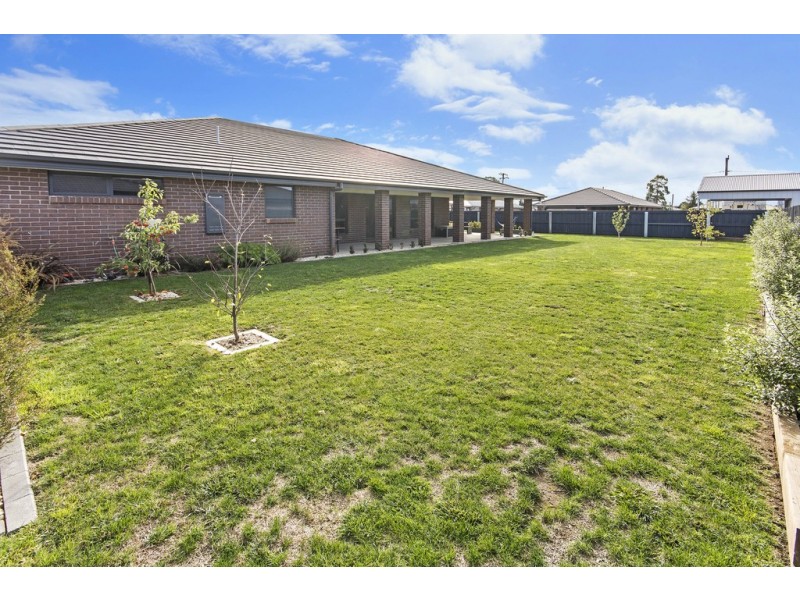4 Lach Dar Court, Longford TAS 7301